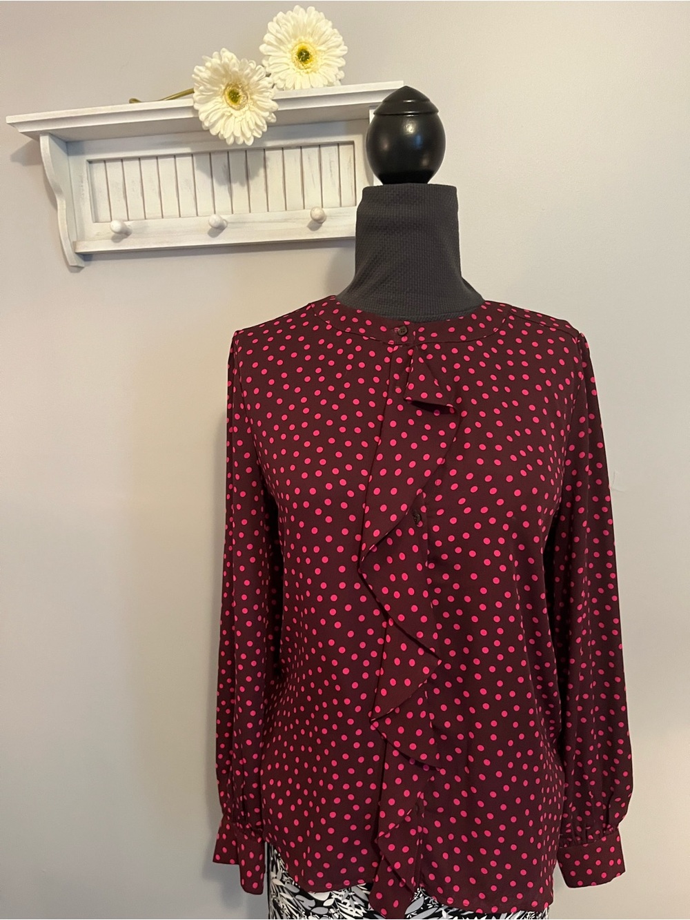 Anne Taylor Plum Polka Dot Ruffle Front Blouse EUC